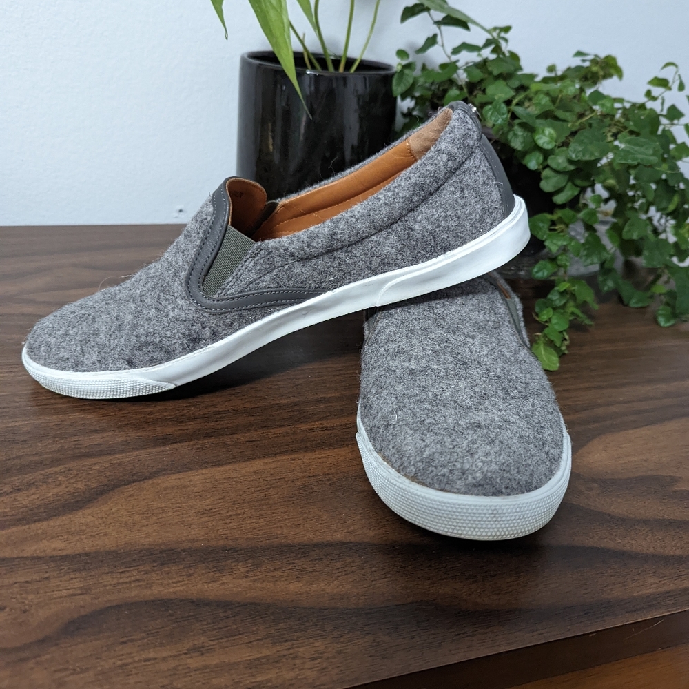 Jimmy Choo gray wool slip on 39.5/9